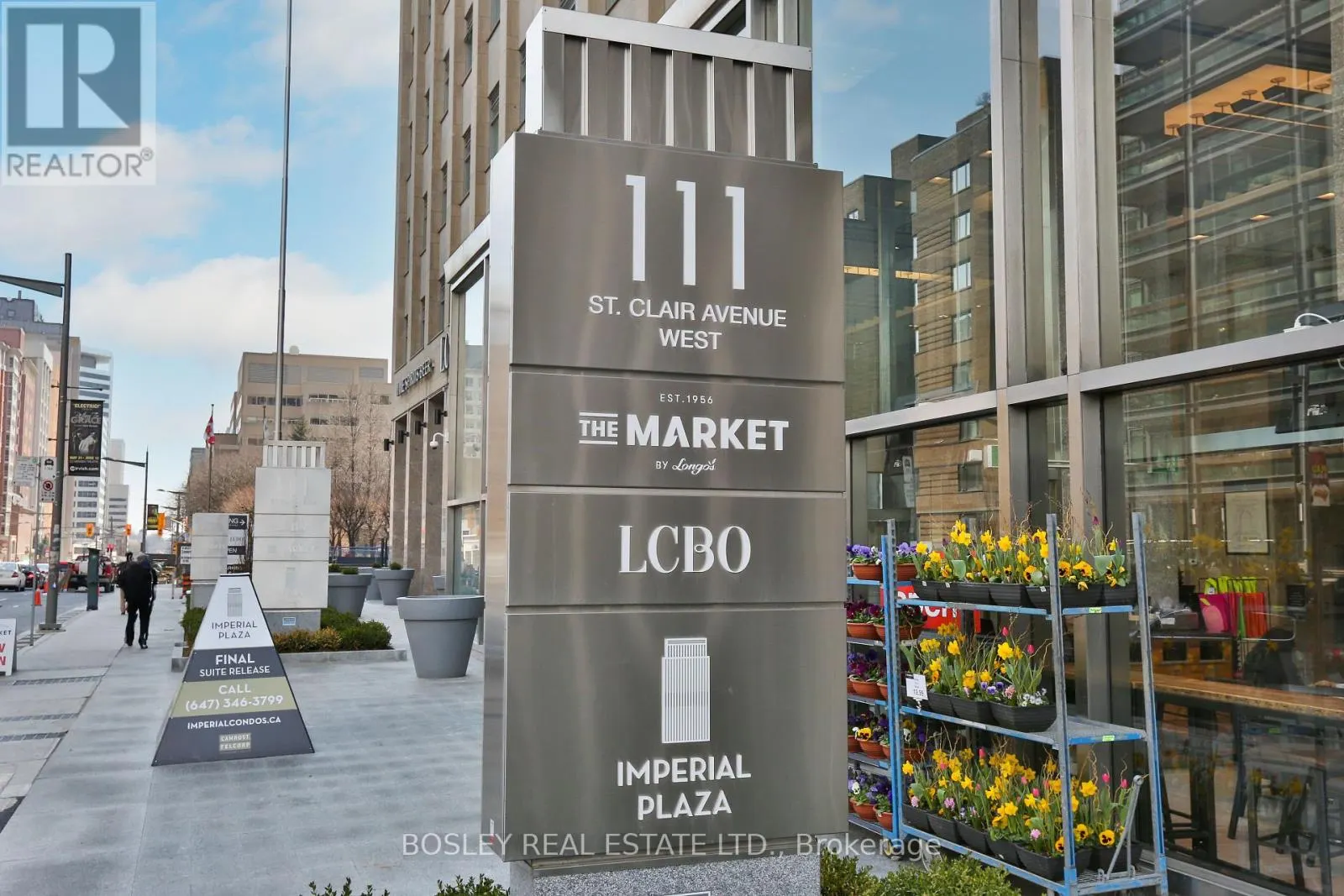 628 - 111 ST. CLAIR AVENUE W