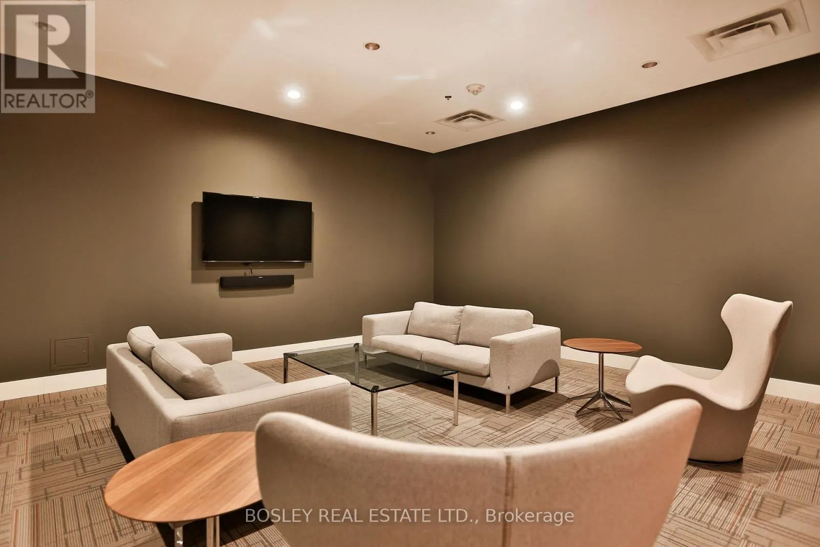 628 - 111 ST. CLAIR AVENUE W