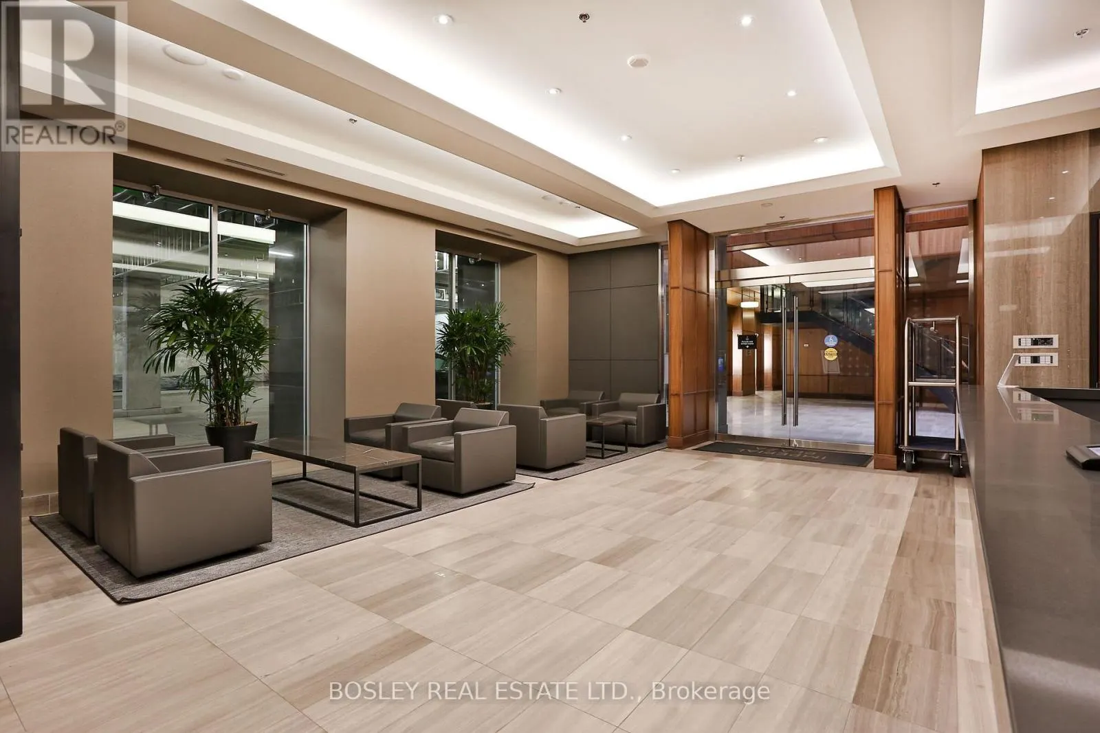 628 - 111 ST. CLAIR AVENUE W
