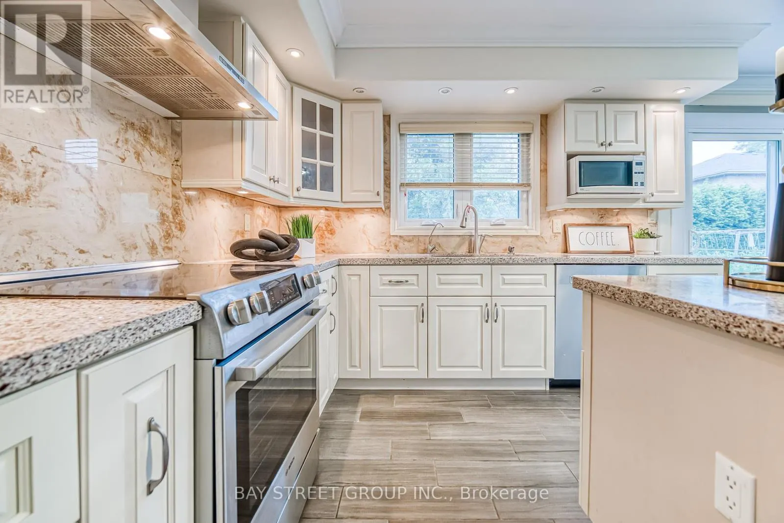 627 CONACHER DRIVE