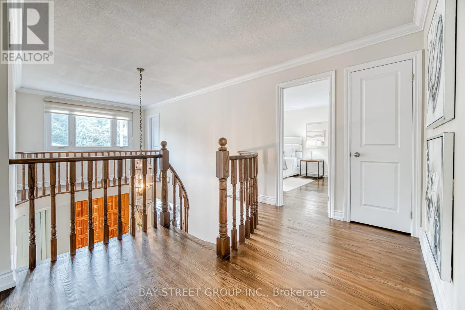 627 CONACHER DRIVE