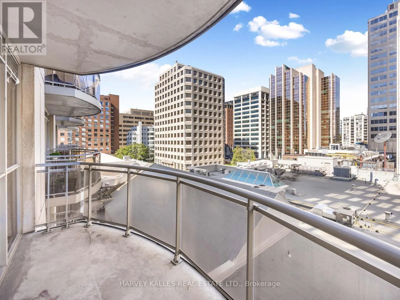 606 - 1430 YONGE STREET