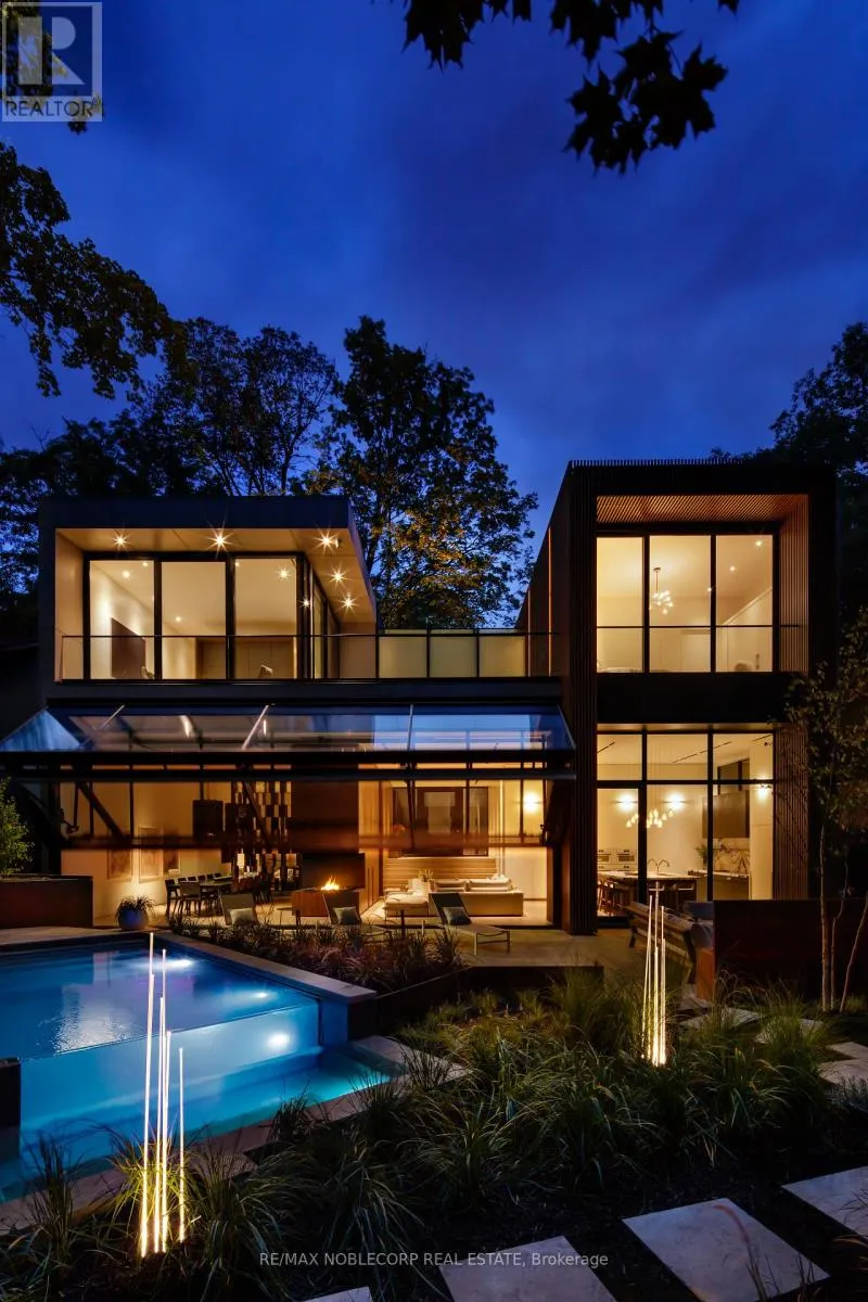 7 WAXWING PLACE