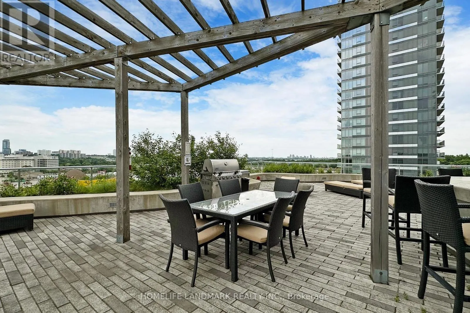 1509 - 72 ESTHER SHINER BOULEVARD