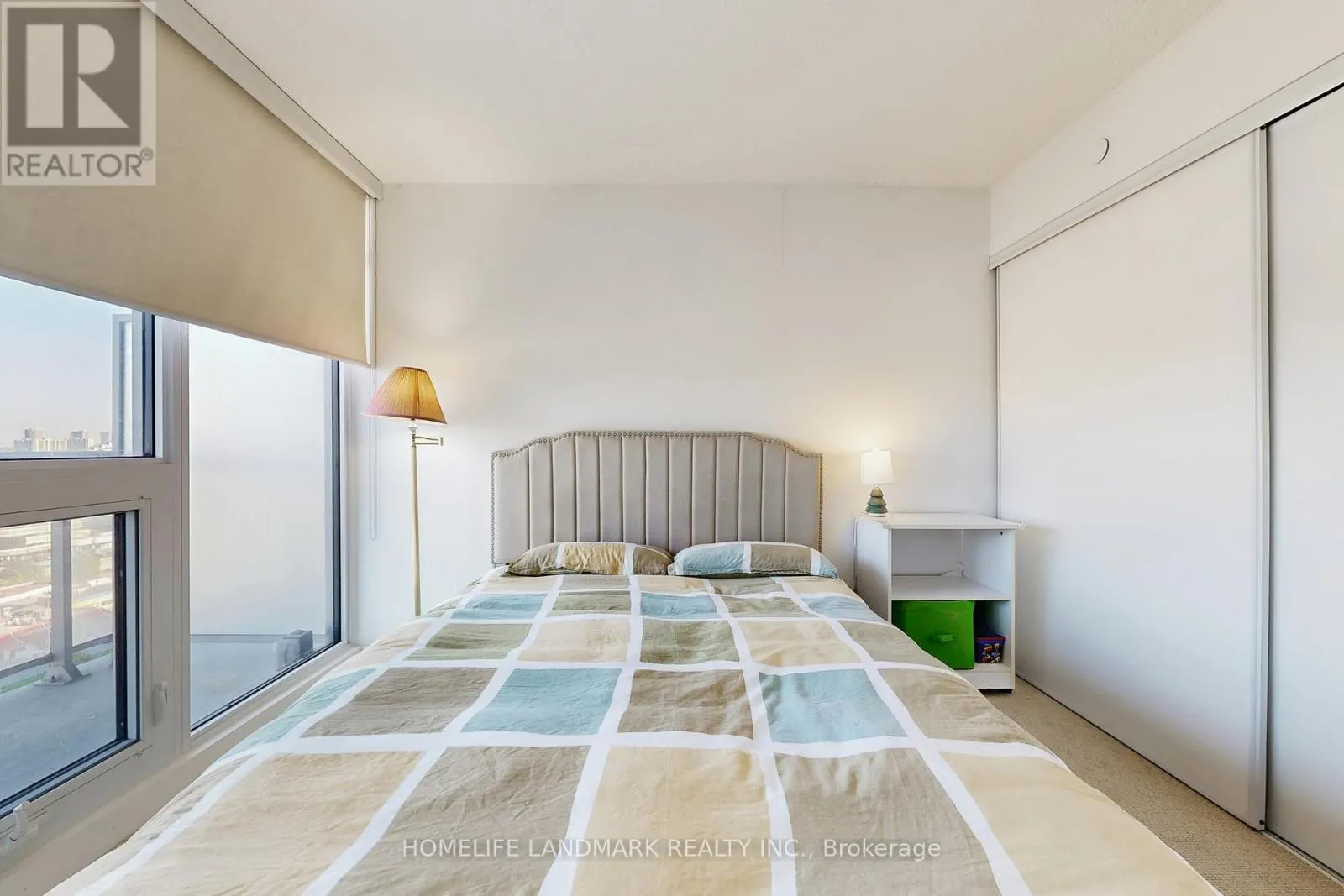 1509 - 72 ESTHER SHINER BOULEVARD