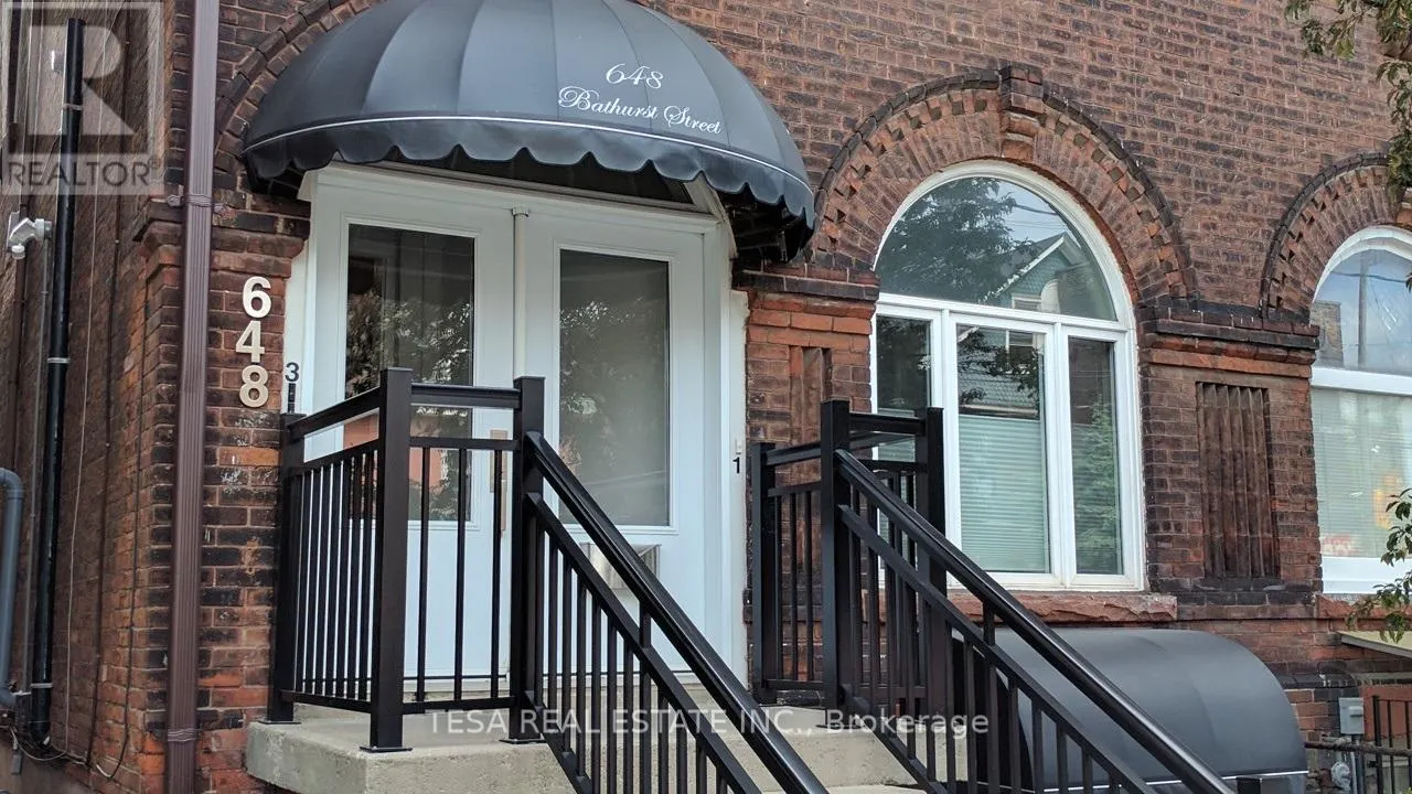 MAIN - 648 BATHURST STREET