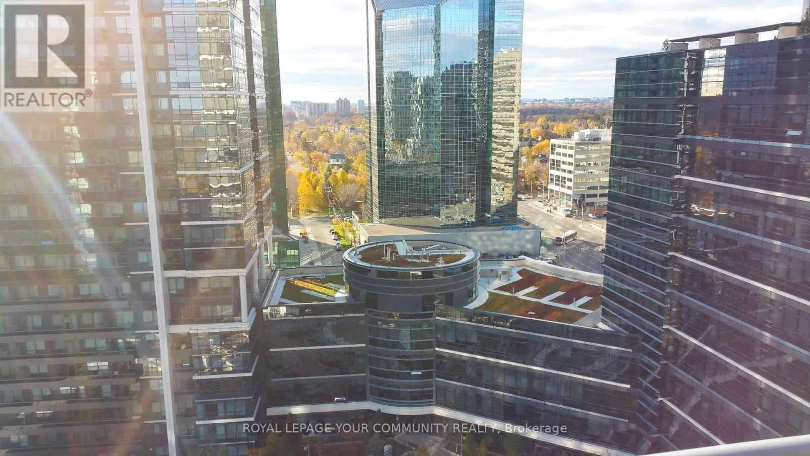 2102 - 23 SHEPPARD AVENUE E