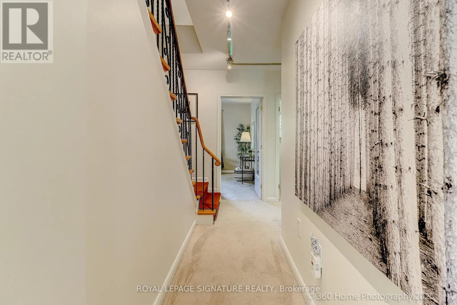 87 COMBERMERE DRIVE