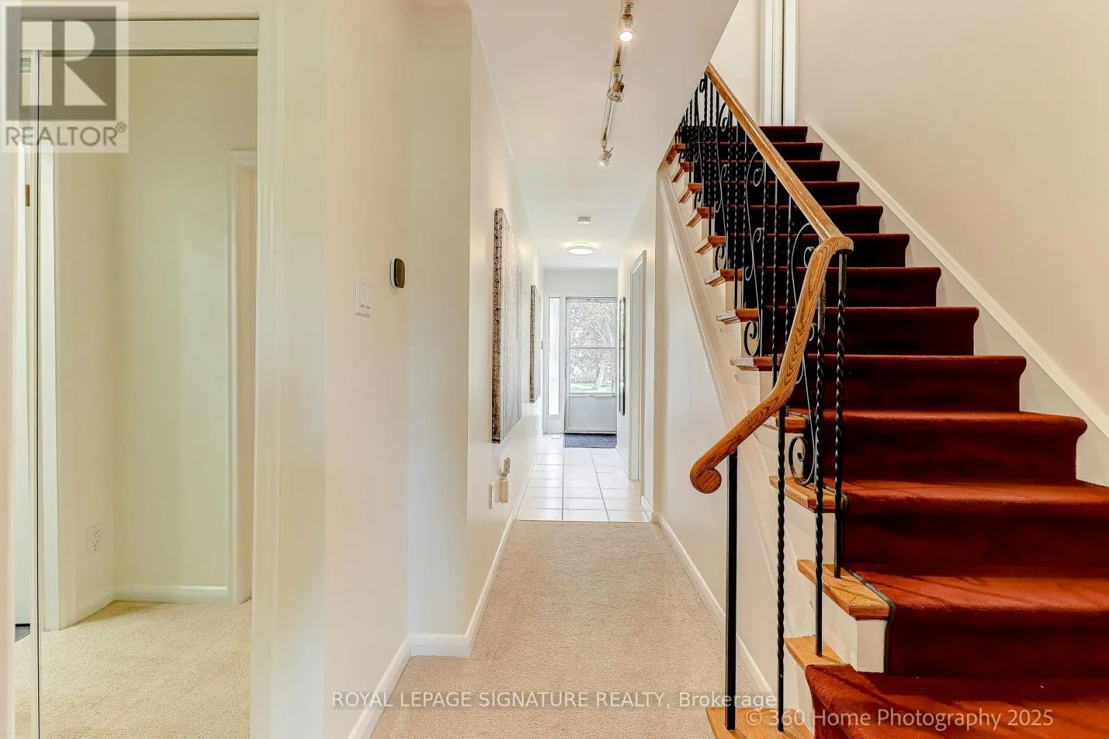 87 COMBERMERE DRIVE