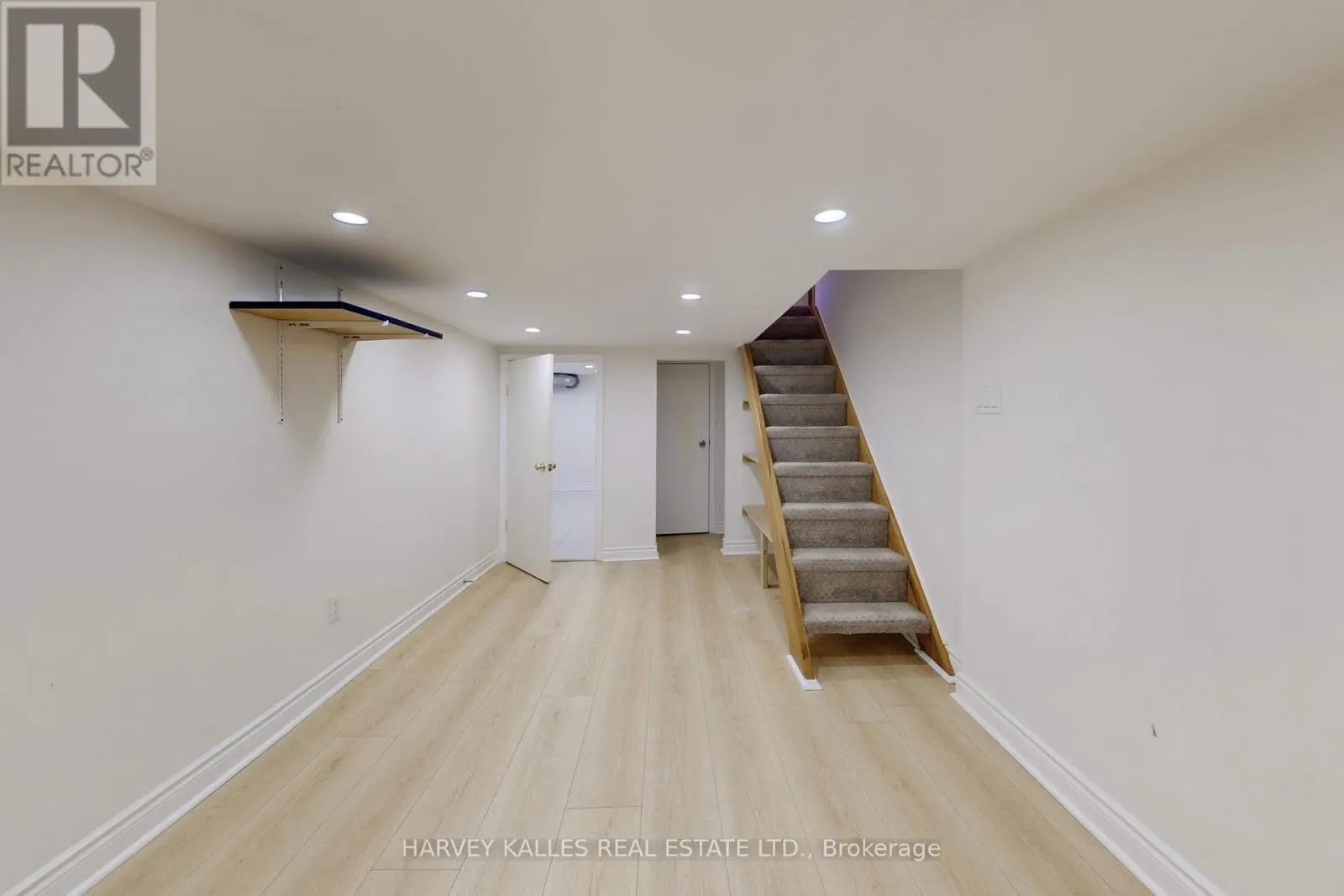 114 BOWOOD AVENUE