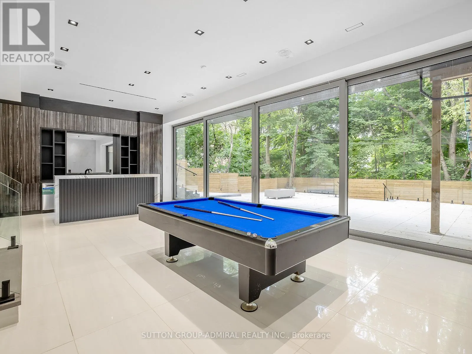 157 OLD FOREST HILL ROAD