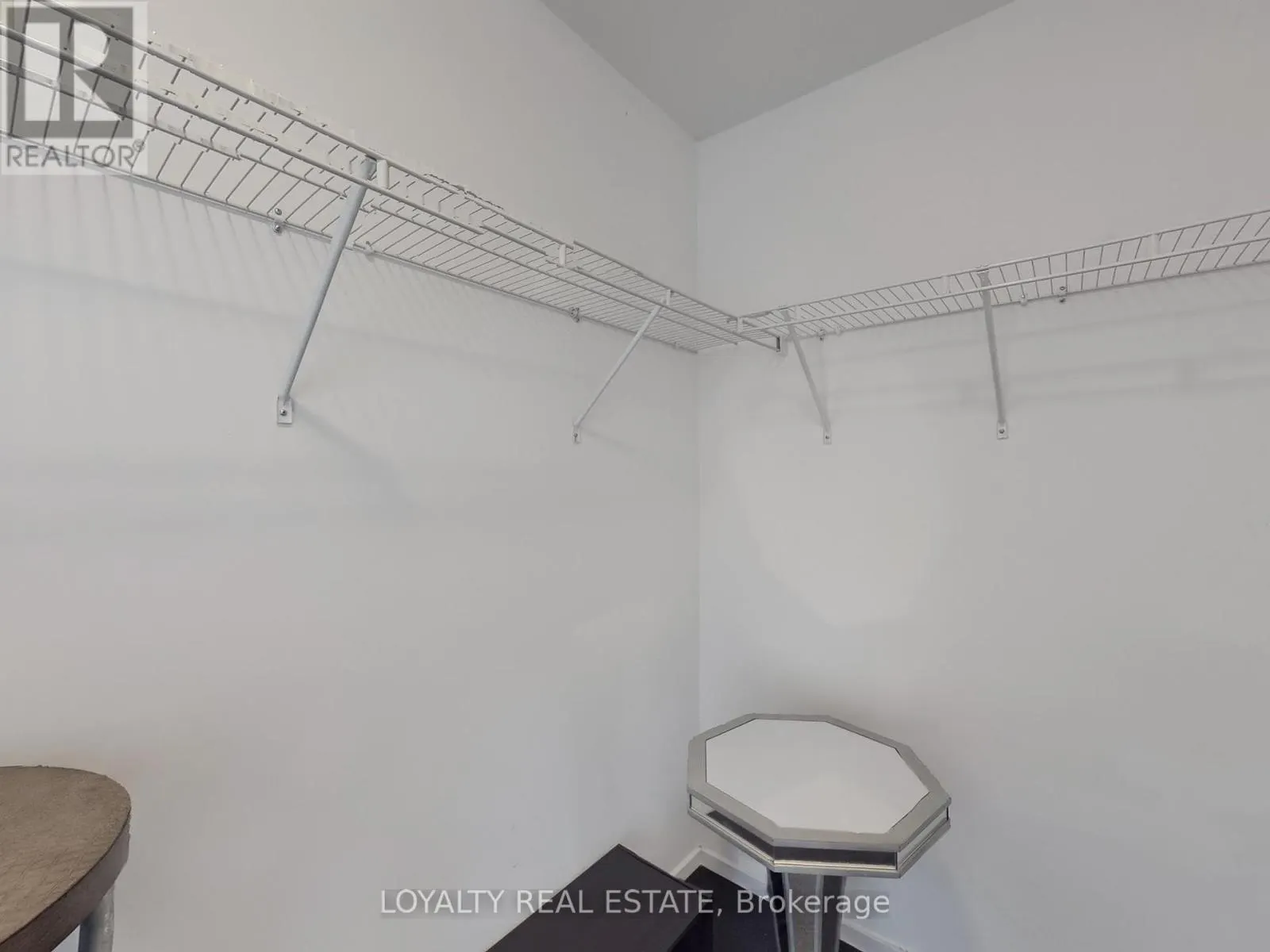 3305 - 8 CHARLOTTE STREET