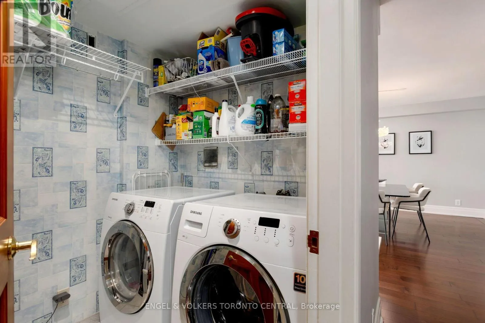 803E - 460 QUEENS QUAY WAY W