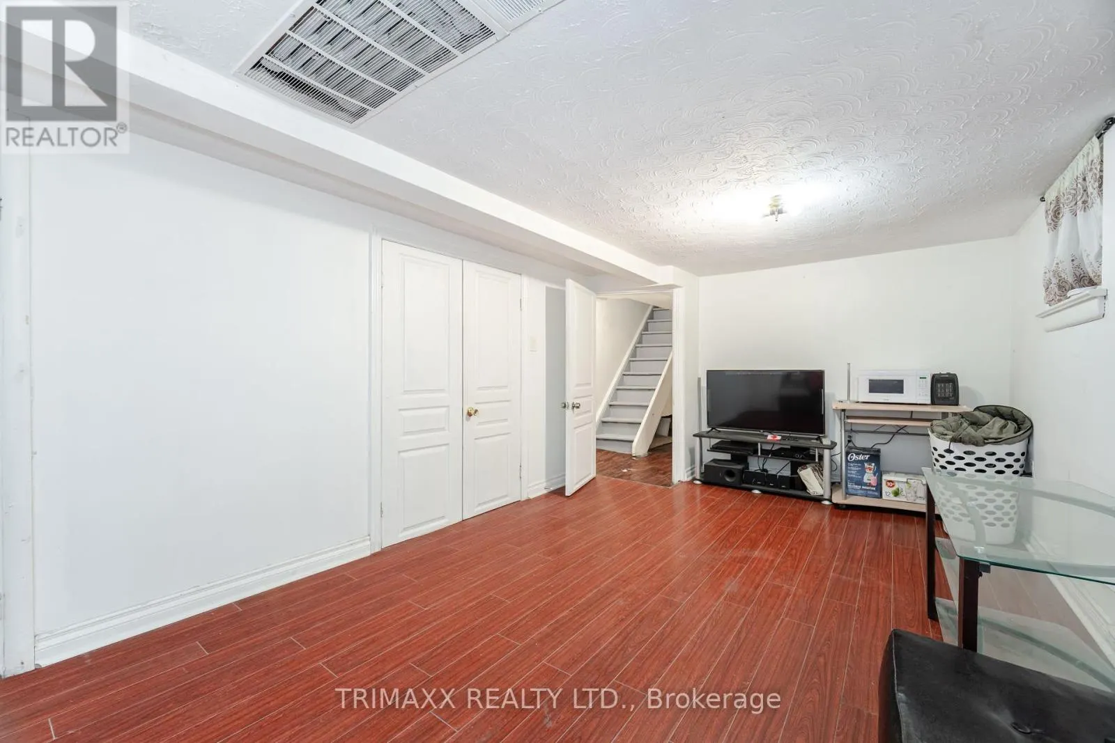 327 ATLAS AVENUE