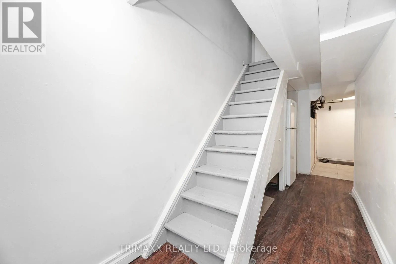 327 ATLAS AVENUE