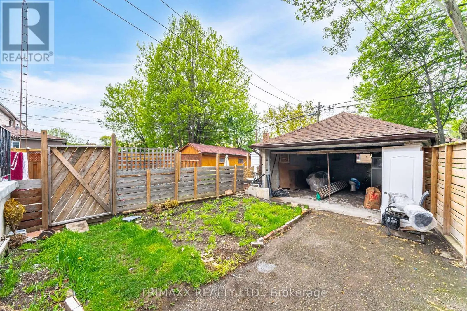 327 ATLAS AVENUE