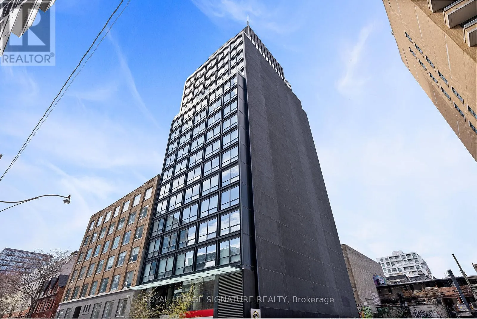 1203 - 458 RICHMOND STREET W