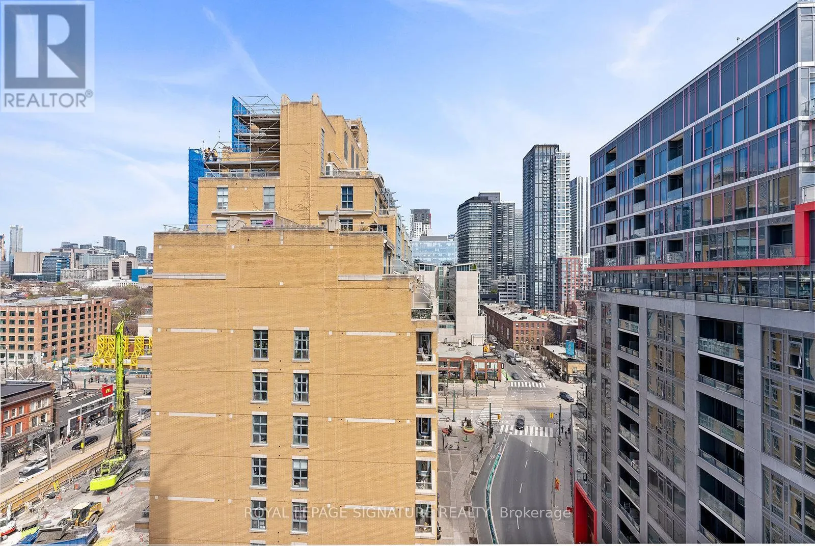 1203 - 458 RICHMOND STREET W