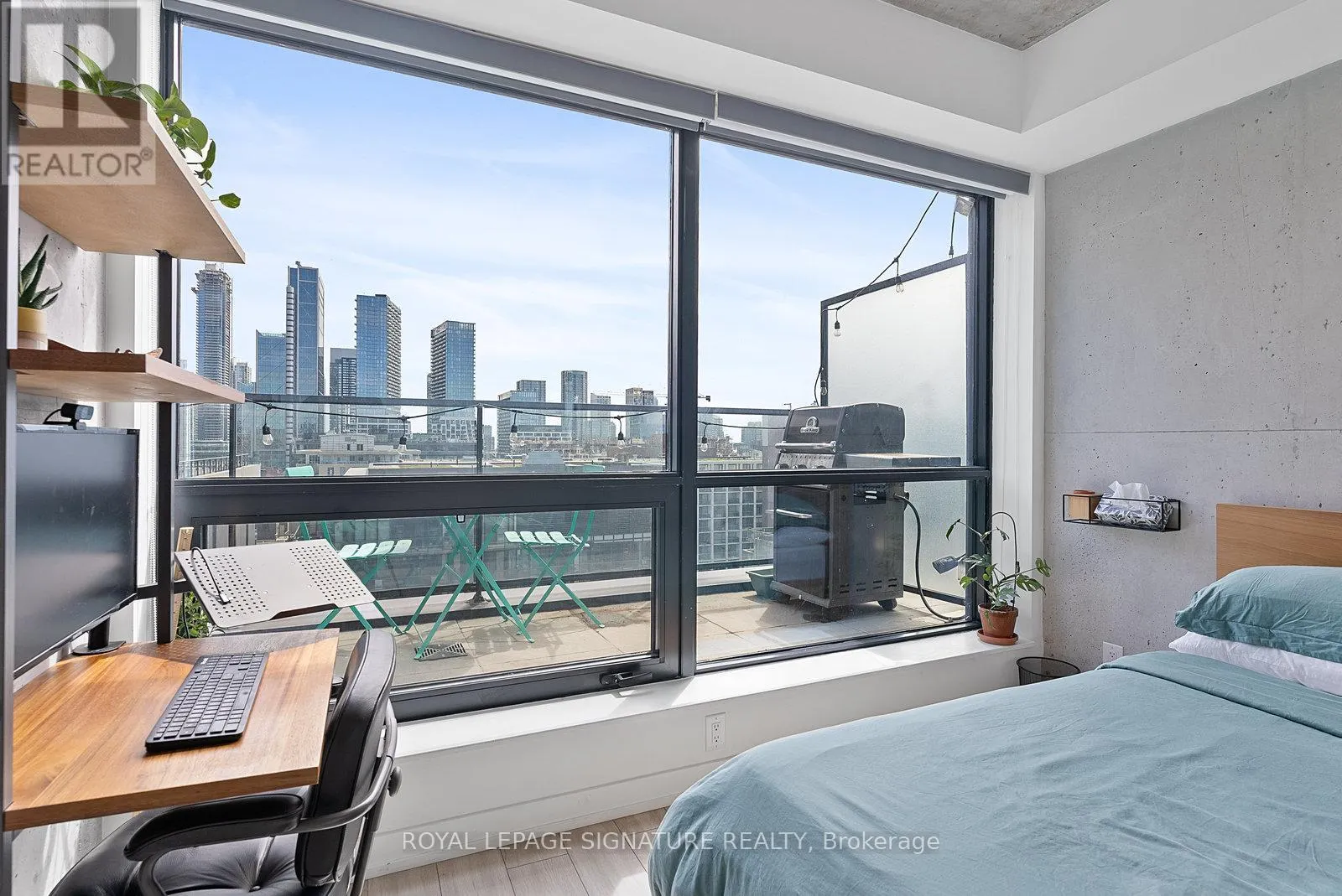 1203 - 458 RICHMOND STREET W