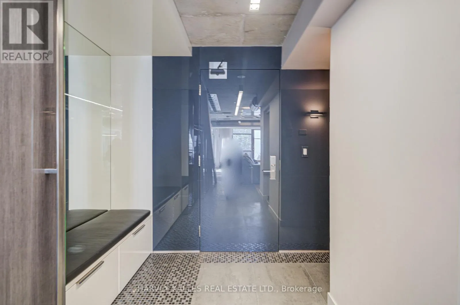121 - 55 STEWART STREET