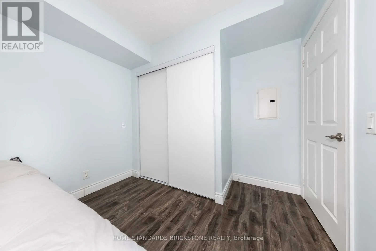 1701 - 78 HARRISON GARDEN BOULEVARD