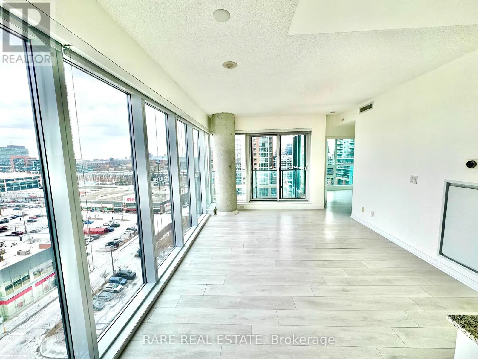 1112 - 150 EAST LIBERTY STREET