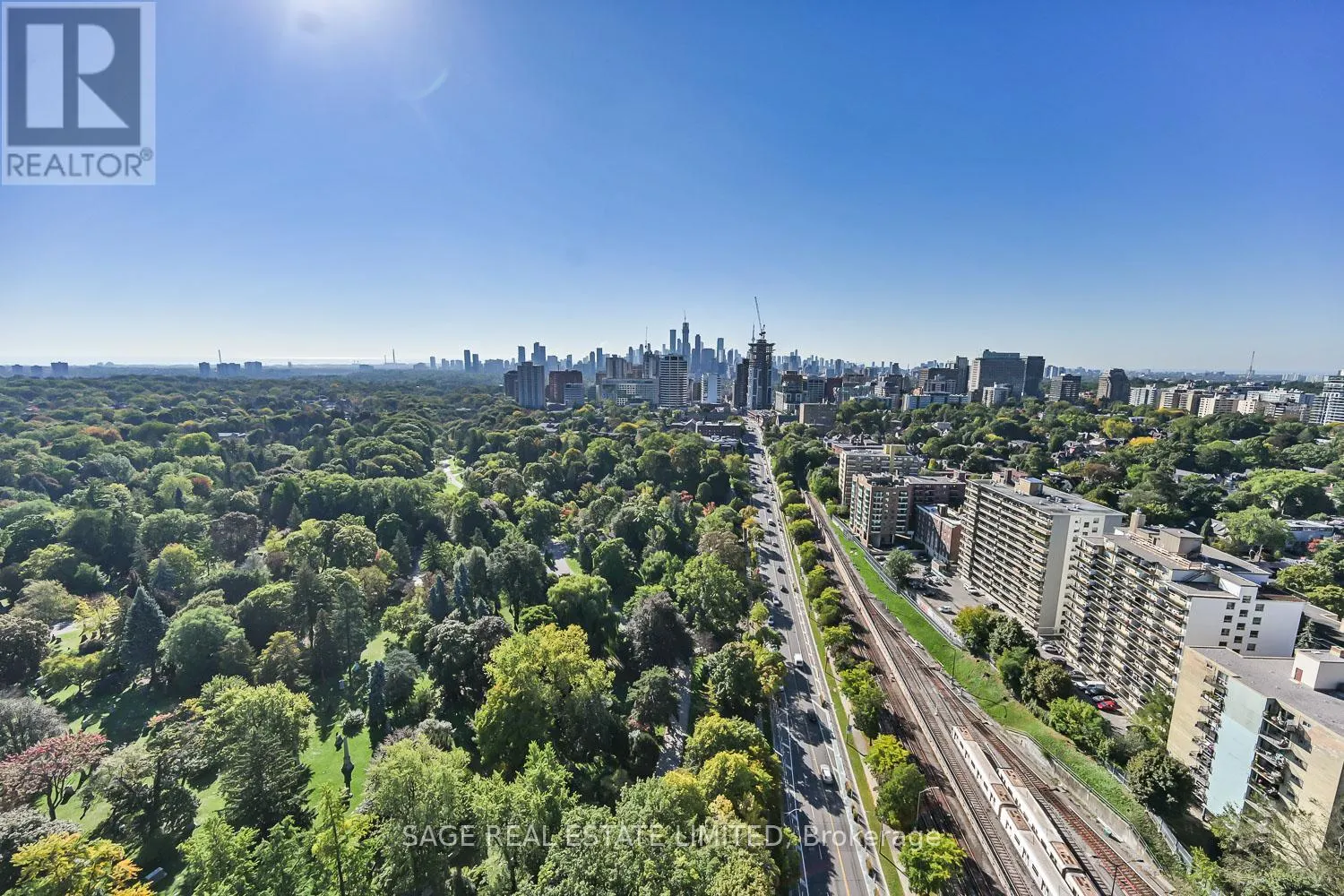 LPH02 - 1815 YONGE STREET