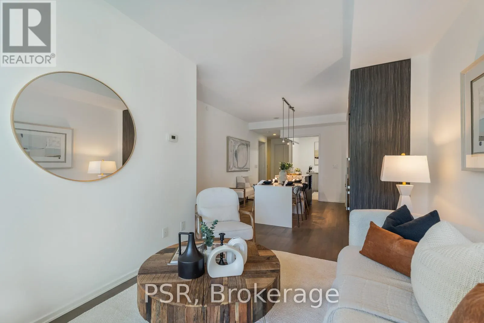 303 - 1 BLOOR STREET E