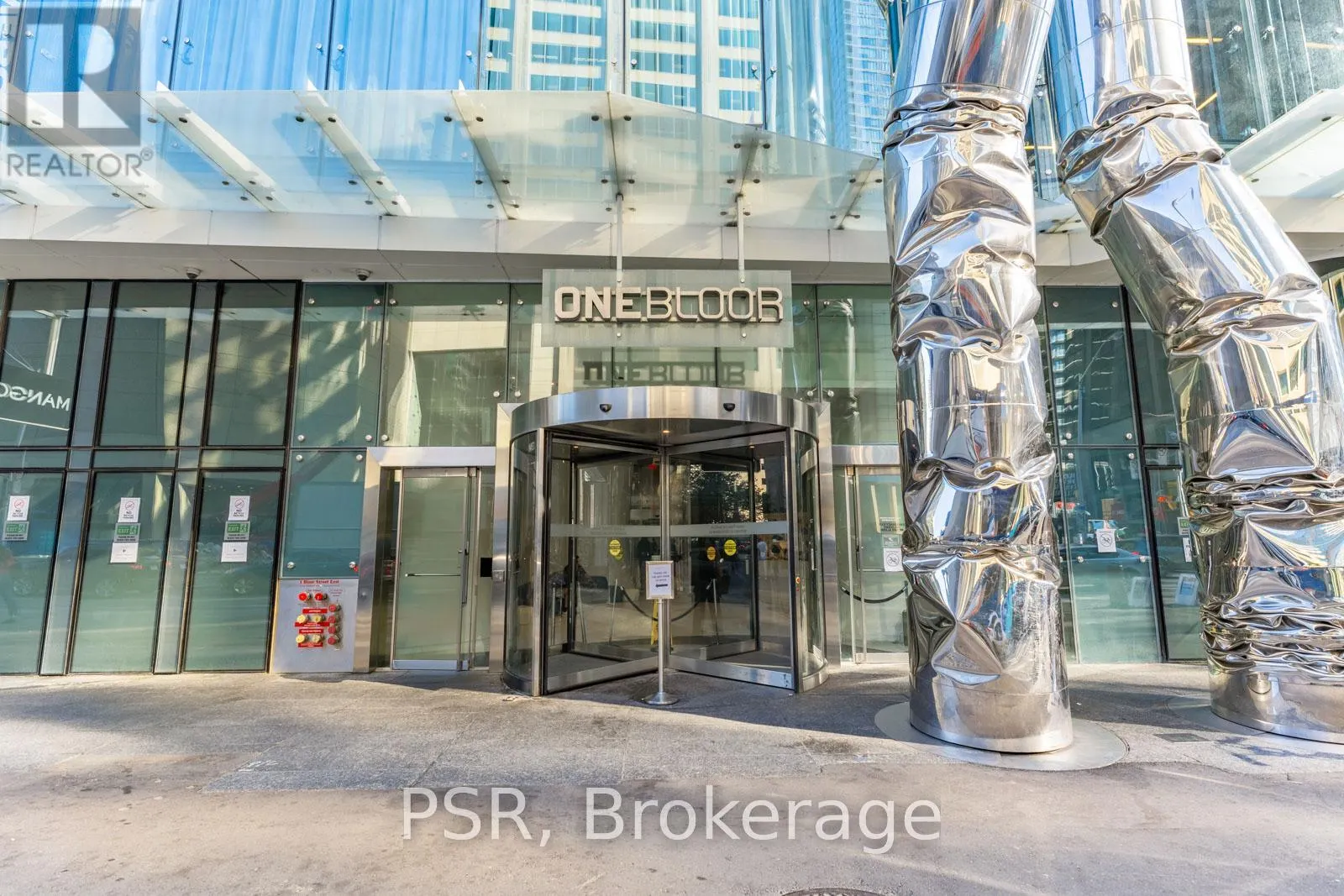 303 - 1 BLOOR STREET E