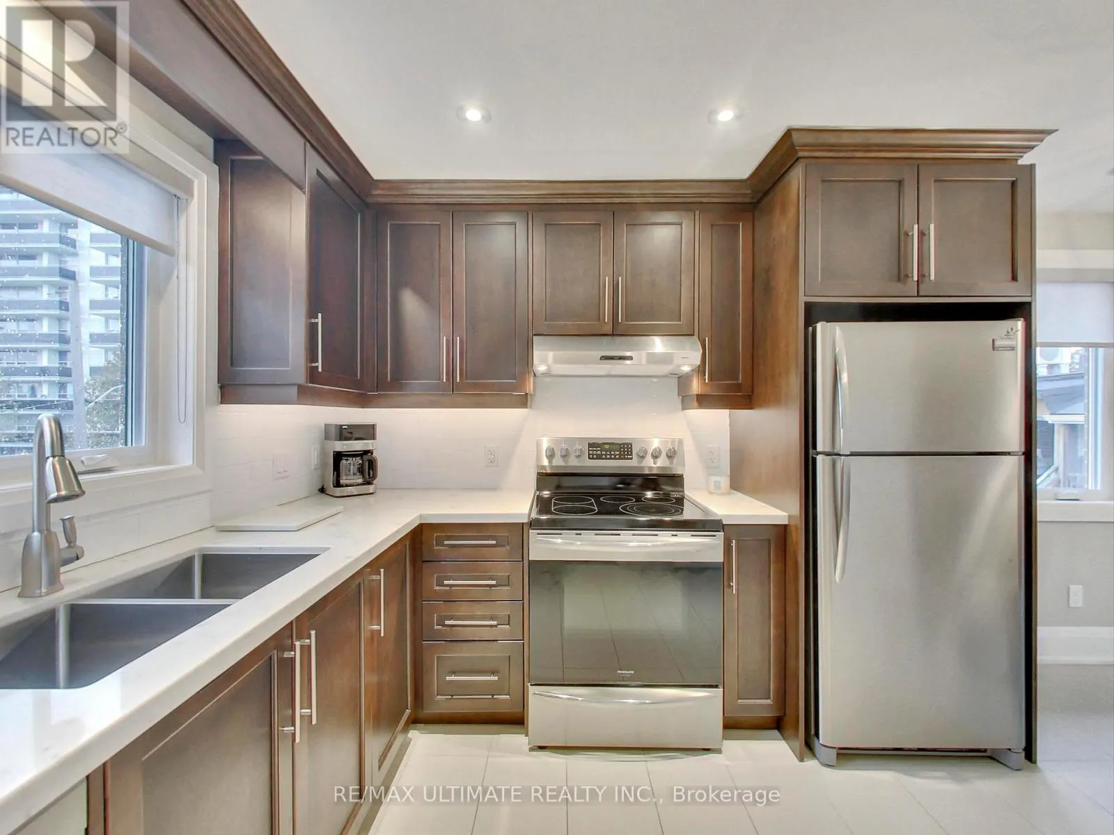 APT #2 - 728 VAUGHAN ROAD
