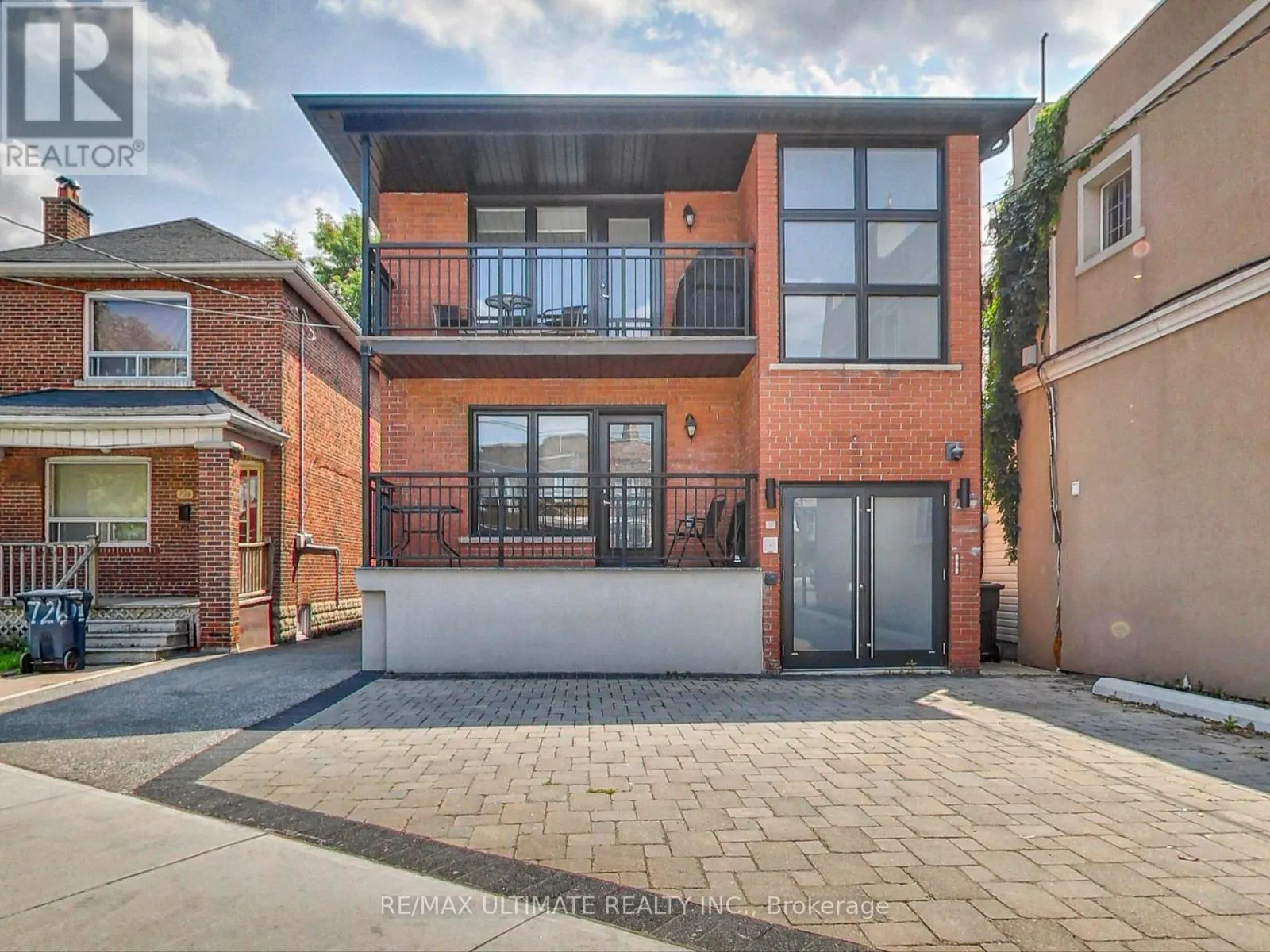 APT #2 - 728 VAUGHAN ROAD