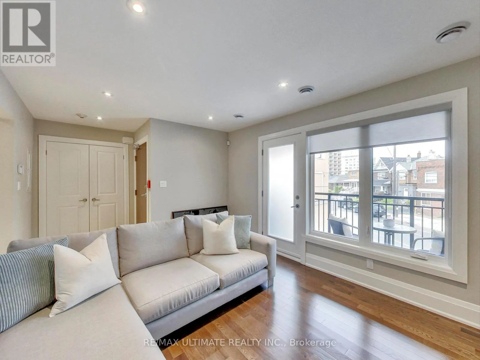APT #2 - 728 VAUGHAN ROAD