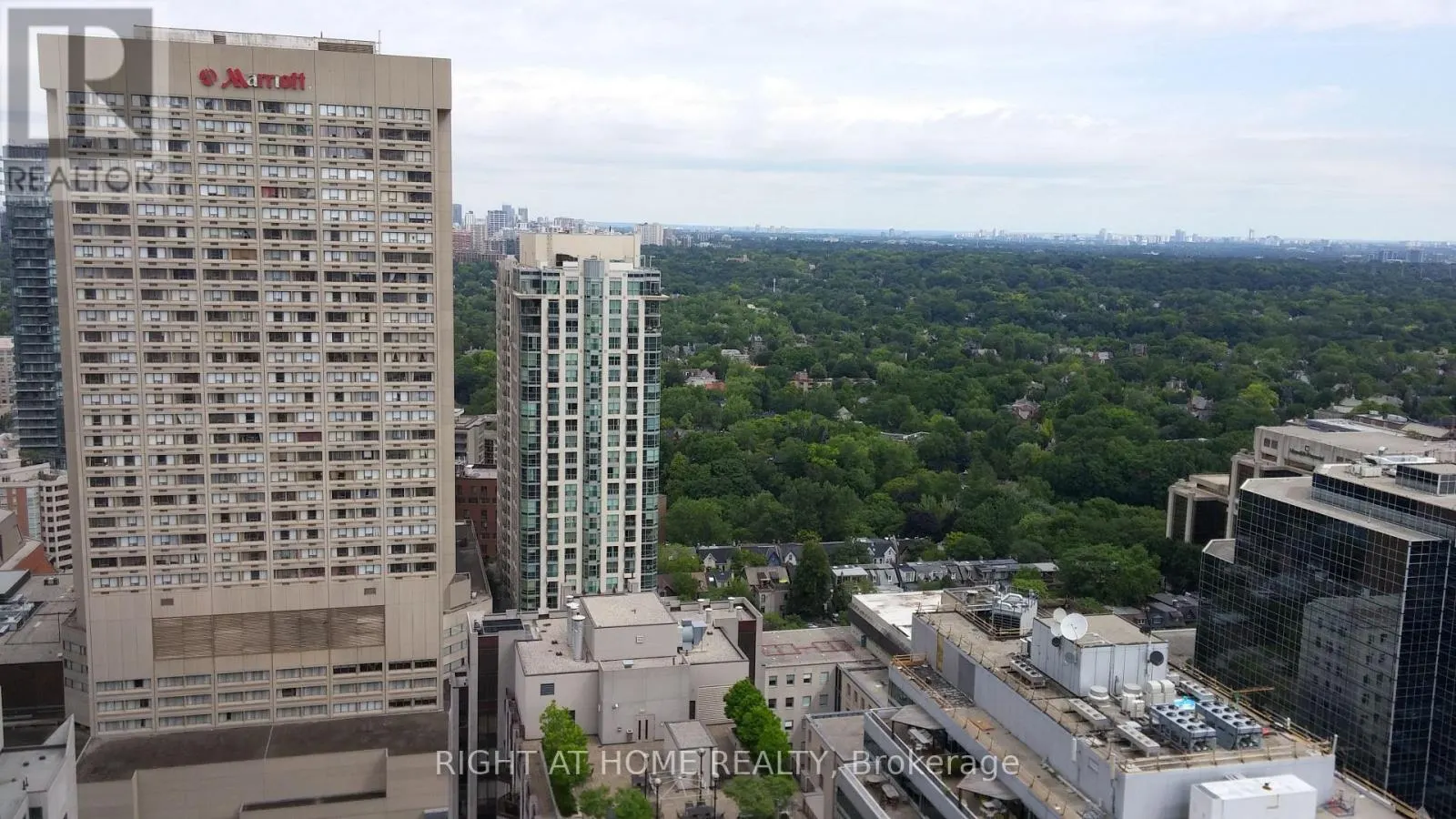 3406 - 42 CHARLES STREET E