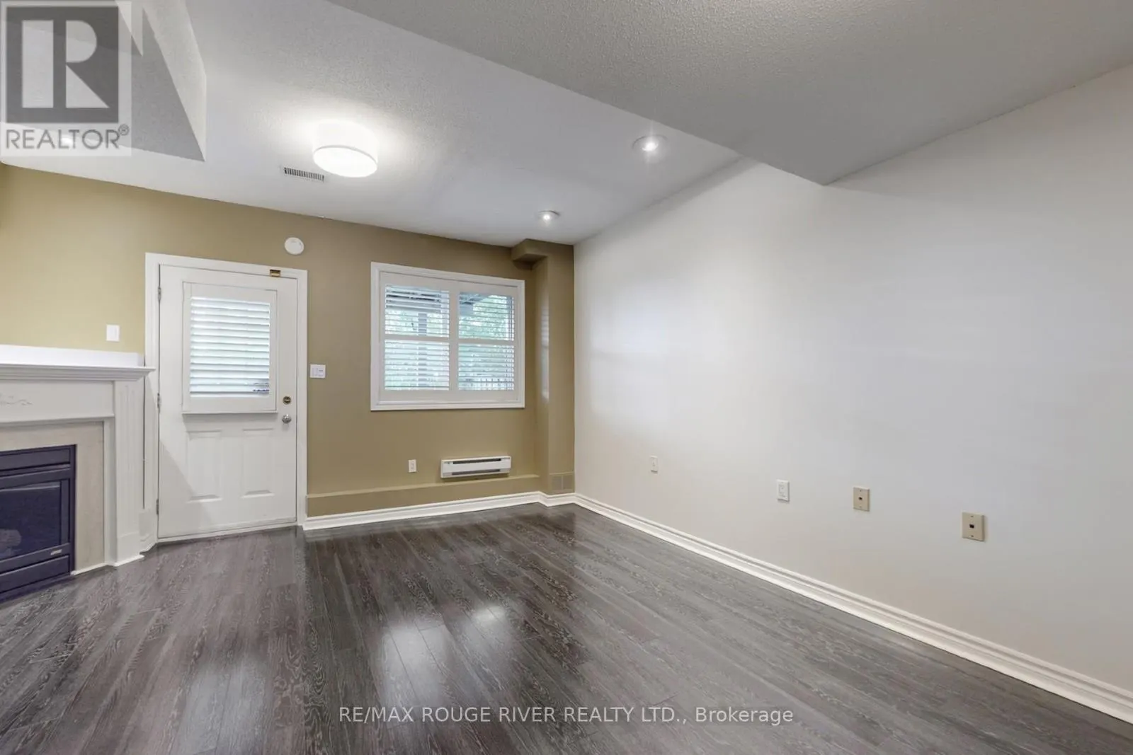 20 RODEO COURT