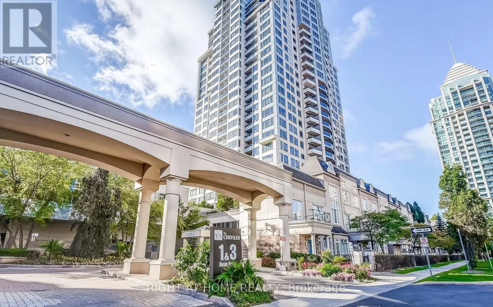 2302 - 1 REAN DRIVE