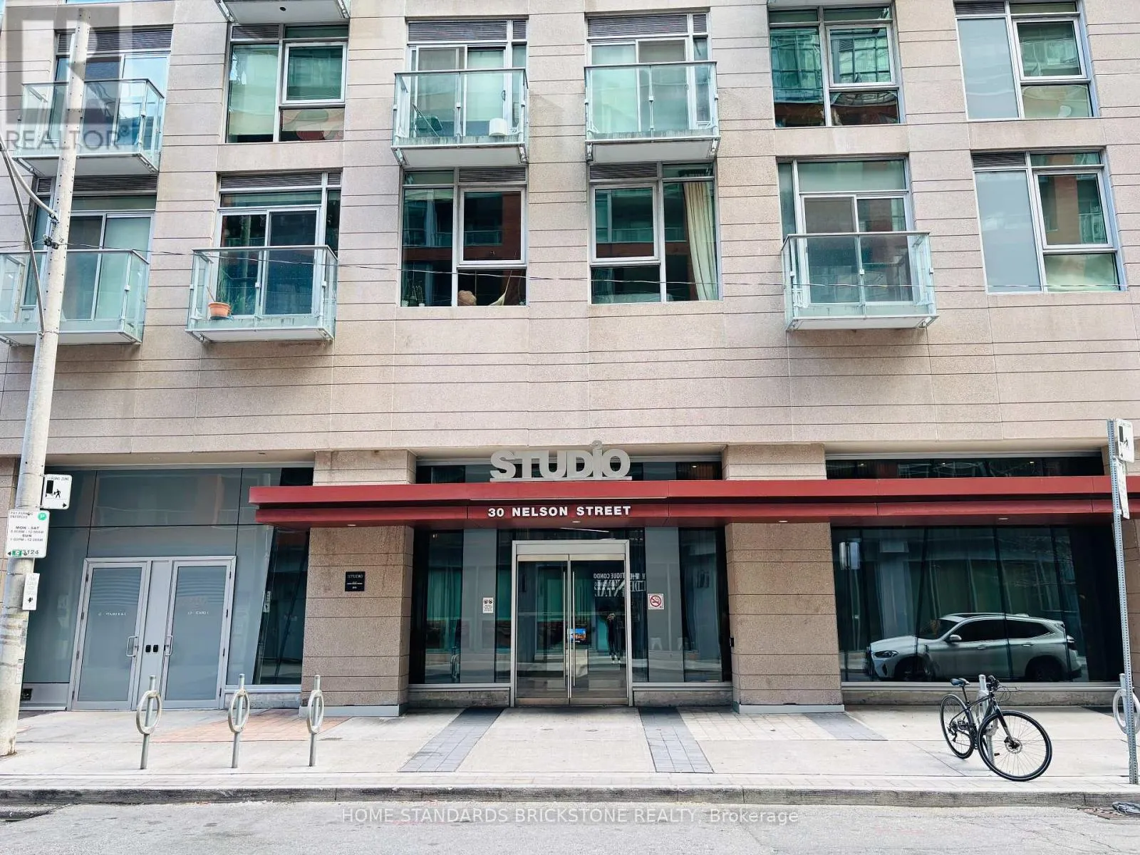 301 - 30 NELSON STREET
