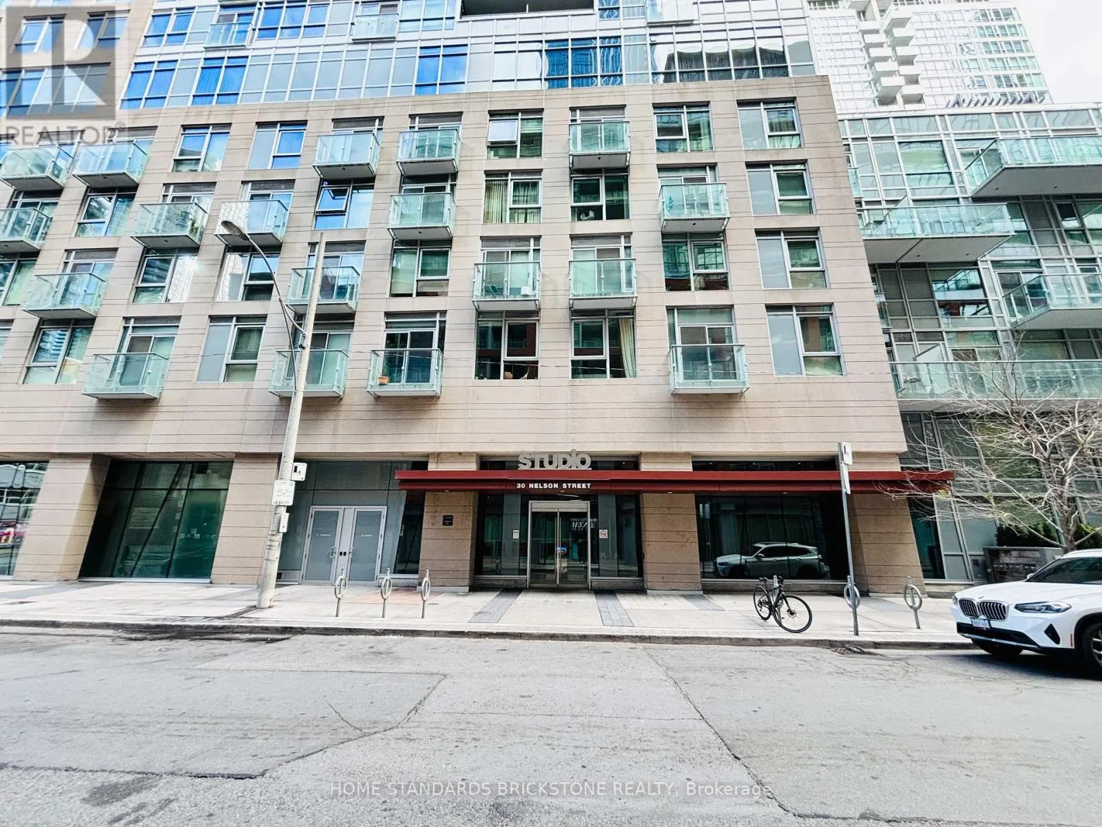 301 - 30 NELSON STREET