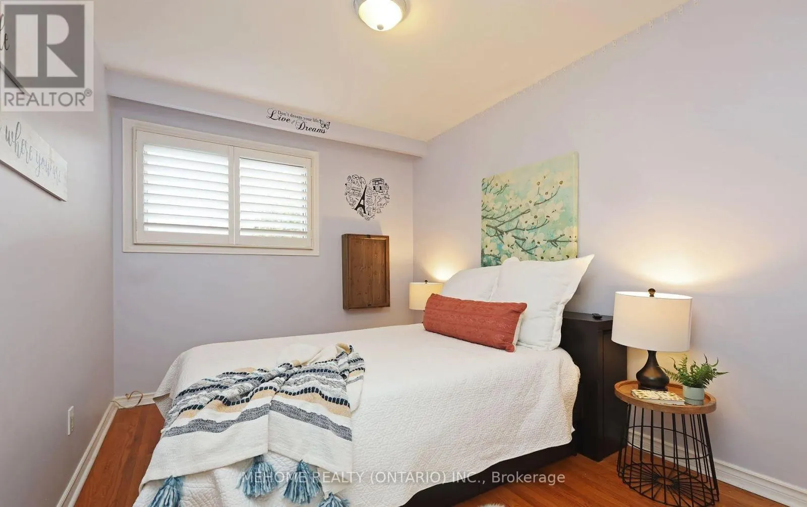 UPPER - 130 EDMONTON DRIVE