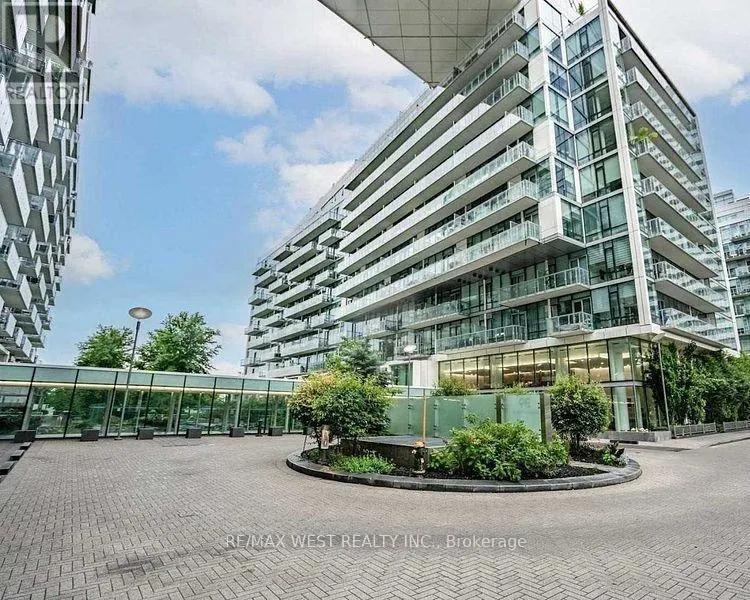 310 - 39 QUEENS QUAY E