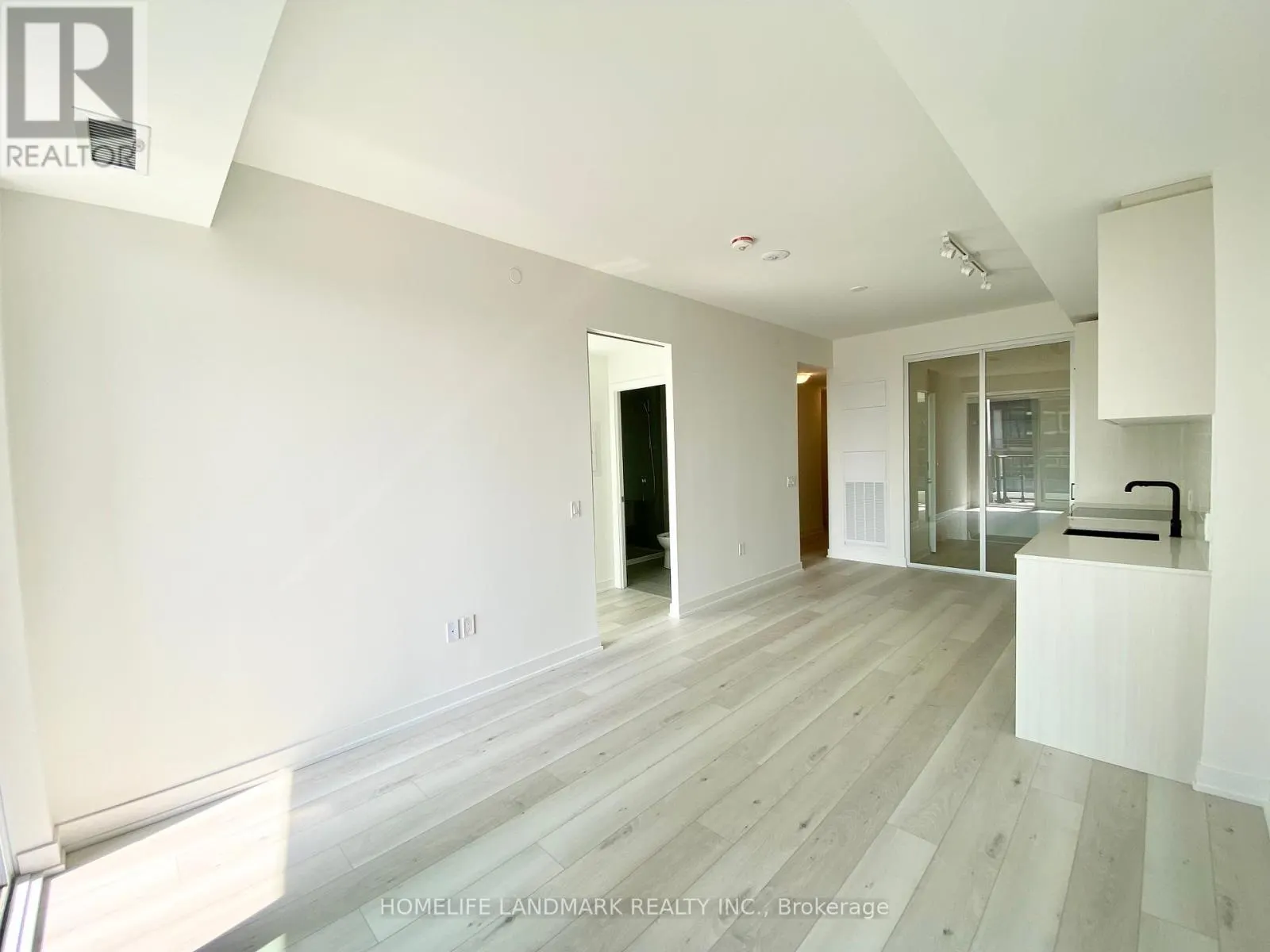 528 - 1 KYLE LOWRY ROAD