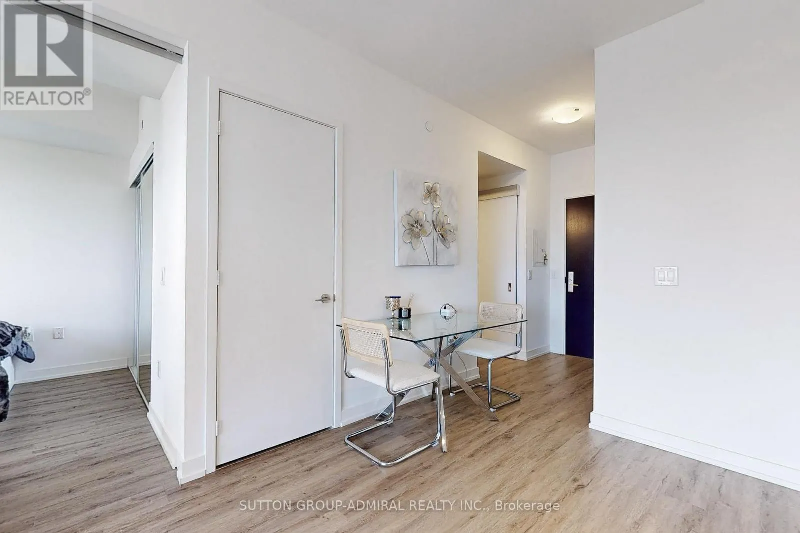 1412 - 158 FRONT STREET E