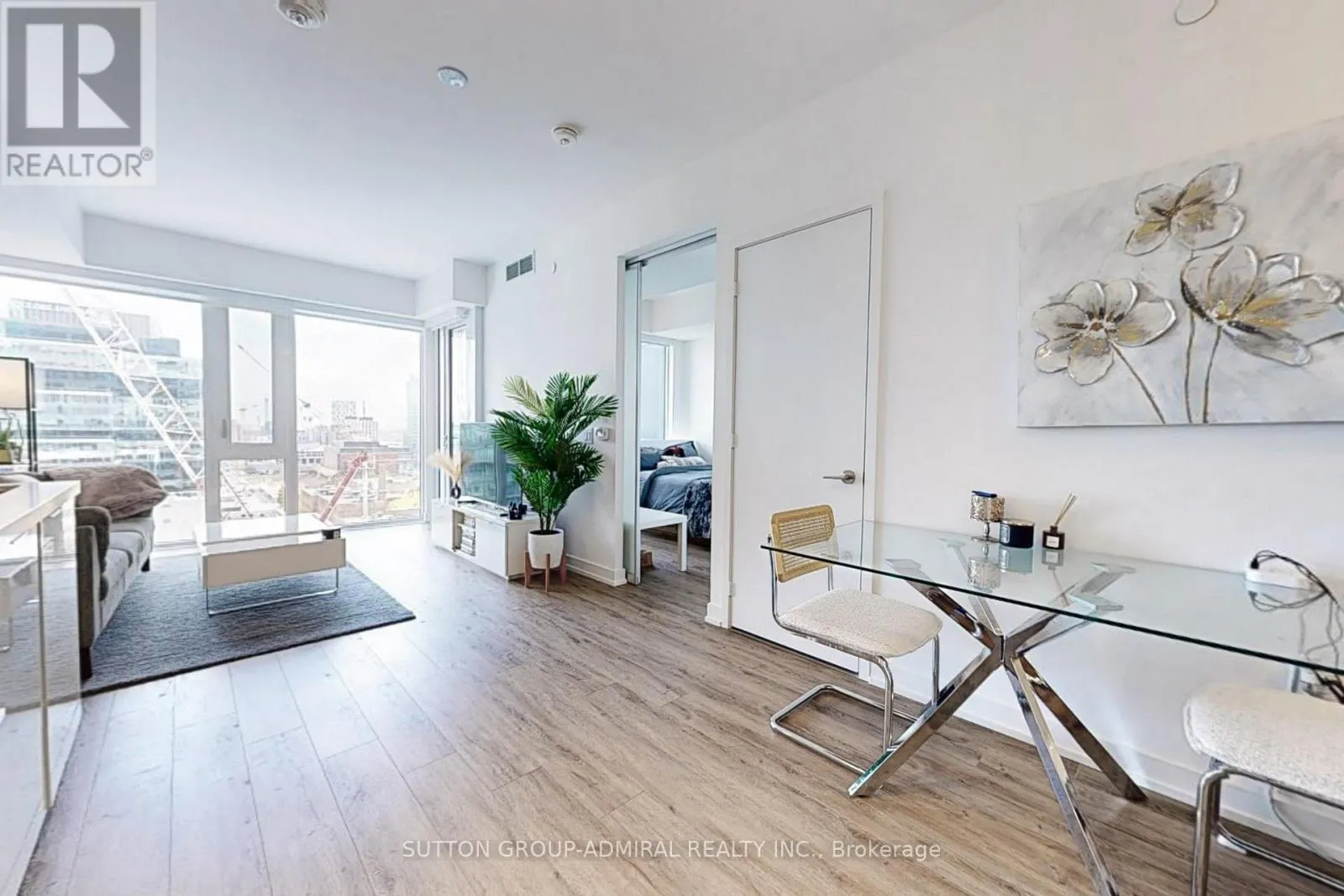 1412 - 158 FRONT STREET E