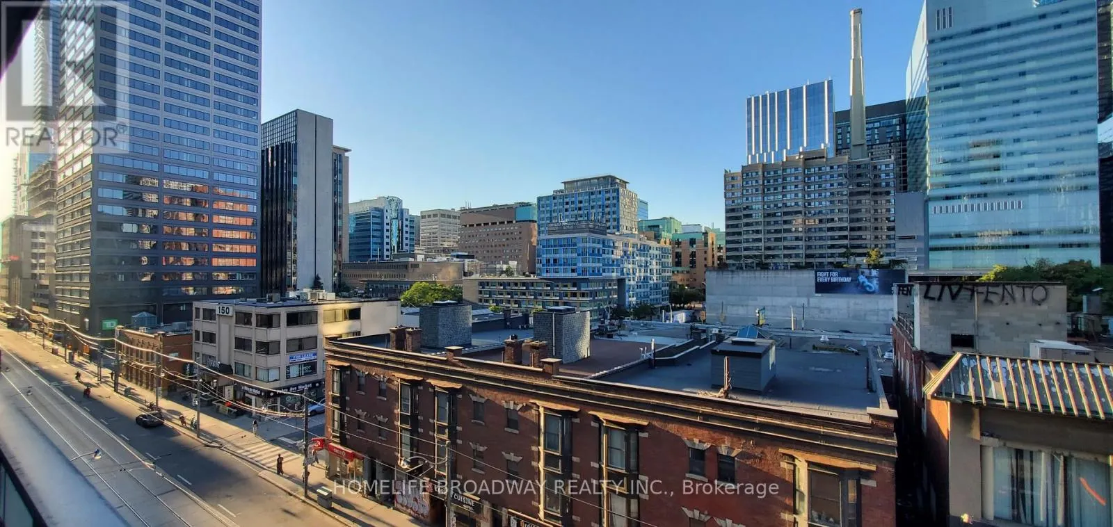 832 - 111 ELIZABETH STREET