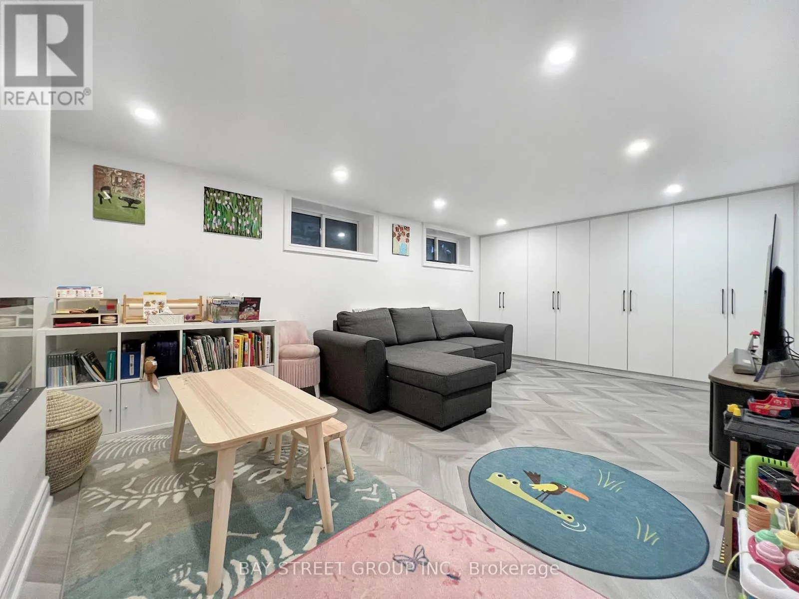 230 CHAPLIN CRESCENT