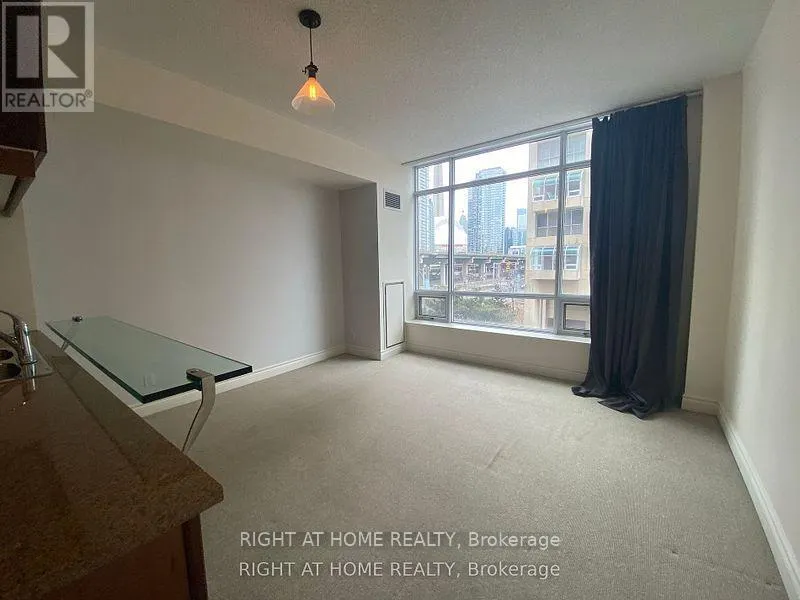 308E - 500 QUEENS QUAY W