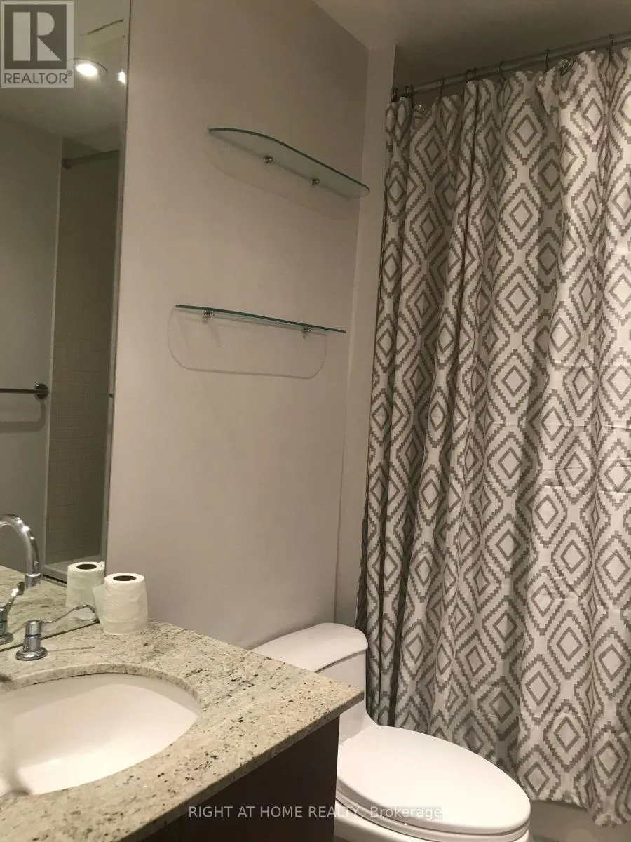 308E - 500 QUEENS QUAY W