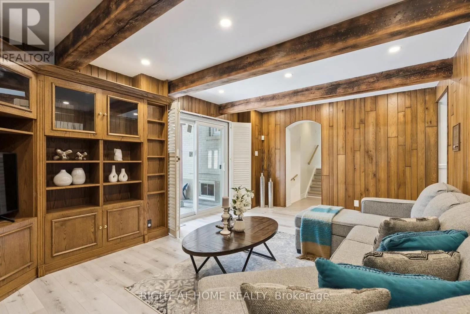 120 SANTA BARBARA ROAD