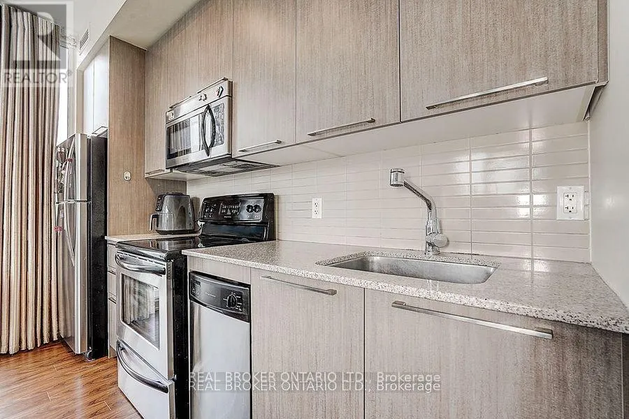 2104 - 23 SHEPPARD AVENUE E