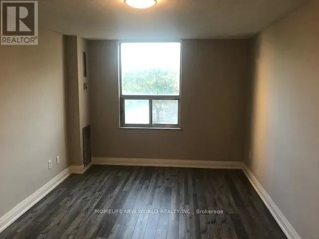 305 - 5 SHADY GOLFWAY