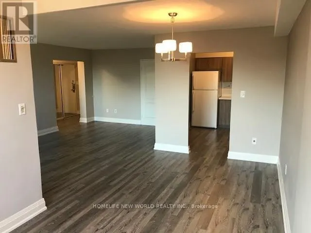 305 - 5 SHADY GOLFWAY